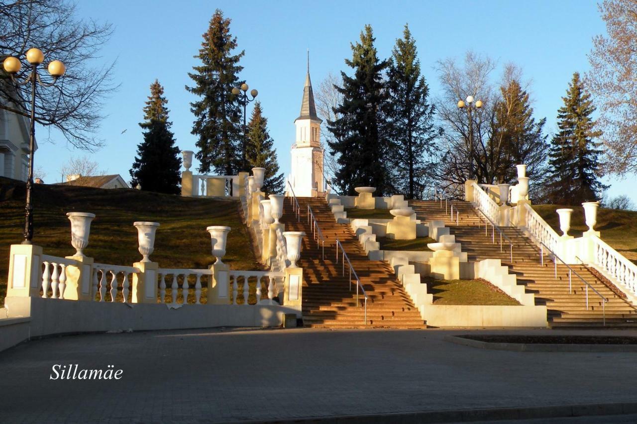 Majakovski Family Suite Sillamae Bagian luar foto